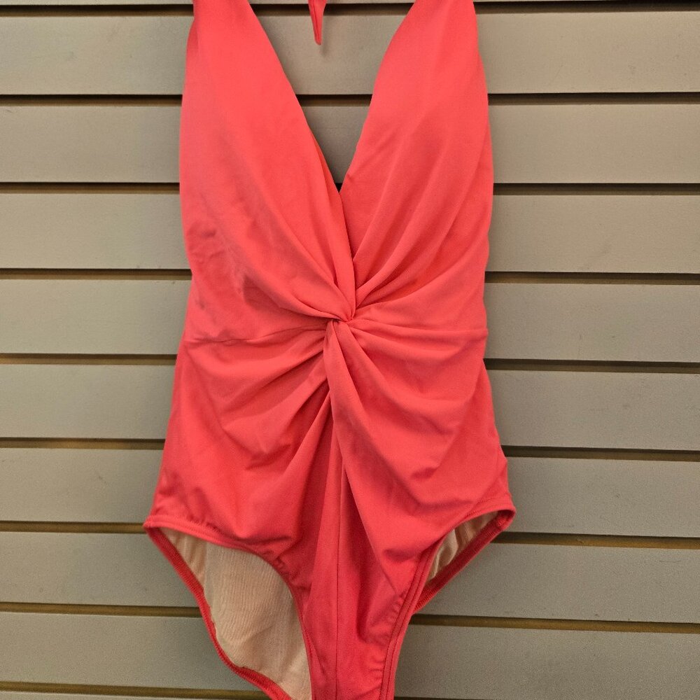Halter Dream suit (by Miracle) flattering fit tummy control sz 8 never worn